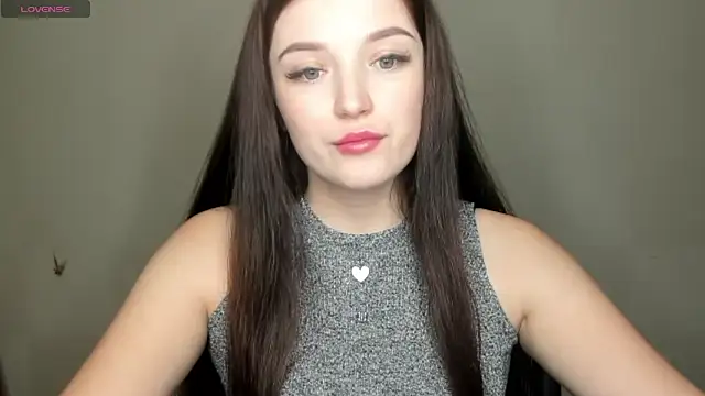 Snapshot of EvaaMillerr99 chatting on 01-25-25, 10:39 EvaaMillerr99 online show from 01-25-25, 10:39