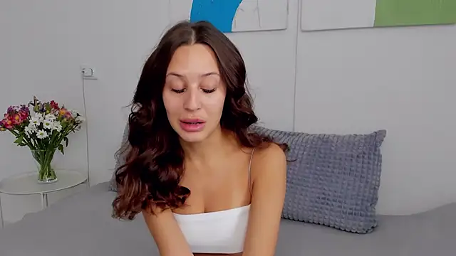 SelenaRousey online show from 09-26-25, 07:34