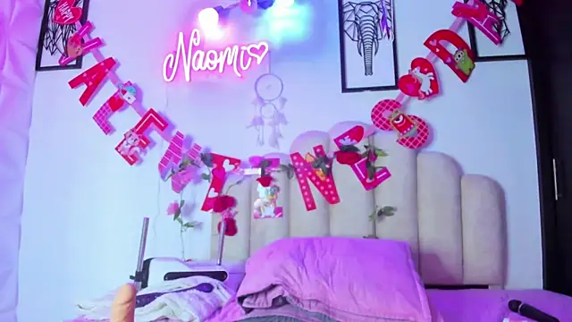 NaomiAsha online show from 02-13-25, 12:13