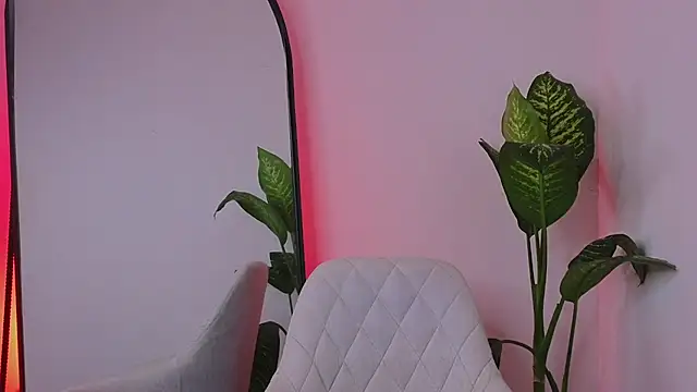 Snapshot of AndyPalmer_ chatting on 09-15-25, 11:43 AndyPalmer online show from 09-15-25, 11:43