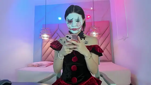 AngelaaCute  online show from 10-31-25, 03:13