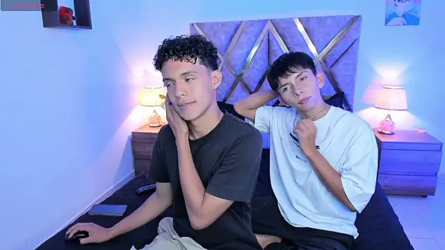 Snapshot of nickolas_moon chatting on 09-27-25, 09:31 nickolas moon online show from 09-27-25, 09:31