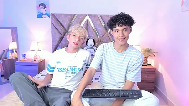 nickolas moon online show from 02-12-26, 12:27