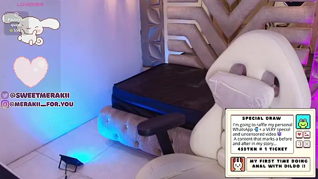 meraki fraise online show from 12-22-25, 03:58