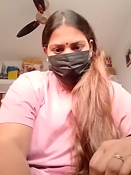 Hotmilfxox online show from 12-21-24, 02:09