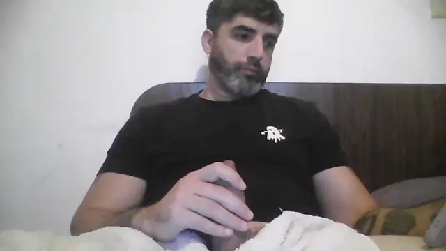 ozzypsico13 online show from 05-06-26, 01:57