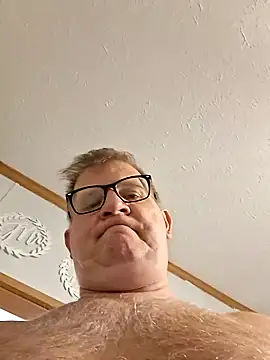 Snapshot of J83560Jason chatting on 10-18-25, 06:52 J83560Jason online show from 10-18-25, 06:52