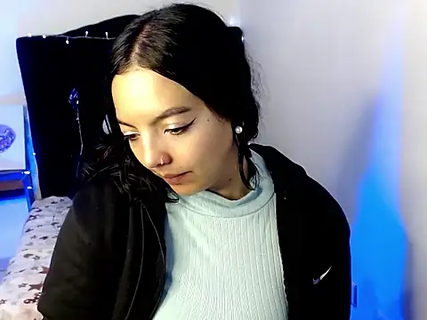 Snapshot of loren_tits24 chatting on 08-02-26, 04:05 loren tits24 online show from 08-02-26, 04:05