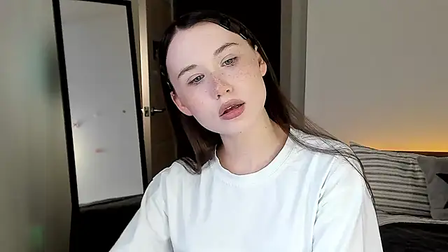 Stella Sunny online show from 02-24-26, 03:32