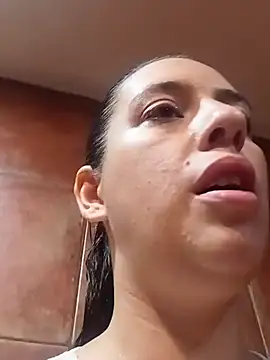 Snapshot of solangeyaelok1 chatting on 02-12-25, 08:06 solangeyaelok1 online show from 02-12-25, 08:06