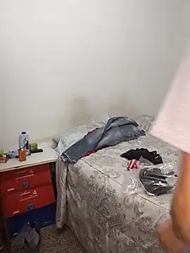 Snapshot of solangeyaelok1 chatting on 03-15-25, 01:41 solangeyaelok1 online show from 03-15-25, 01:41