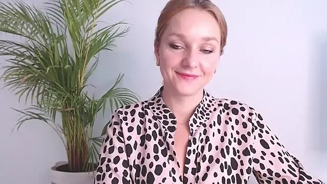 AliciaDesire online show from 10-30-25, 06:59