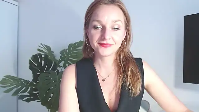 AliciaDesire online show from 03-24-26, 03:17