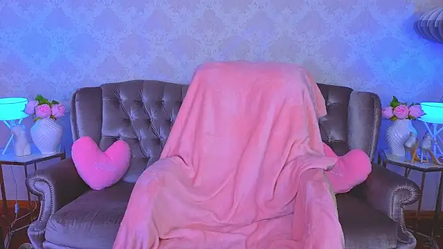 KitnissKiss online show from 02-07-26, 08:23