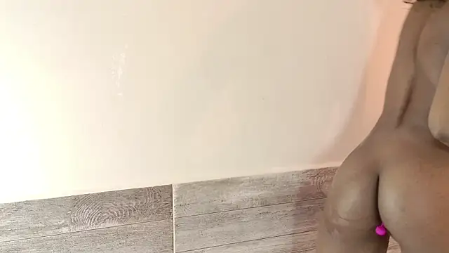 NatazhaQueen online show from 04-12-26, 04:23