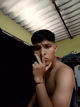 Snapshot of Brallitan225 chatting on 11-12-25, 05:46 Brallitan225 online show from 11-12-25, 05:46