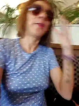 Lunababymylove online show from 03-08-25, 05:22