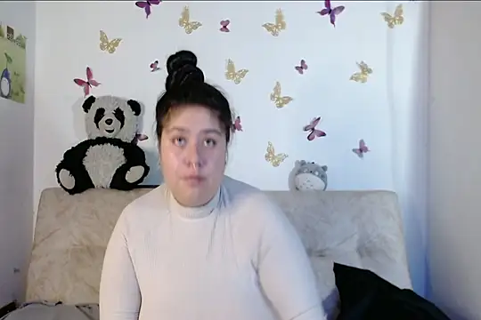 Snapshot of LennaTurnerr chatting on 02-01-26, 09:13 LennaTurnerr online show from 02-01-26, 09:13