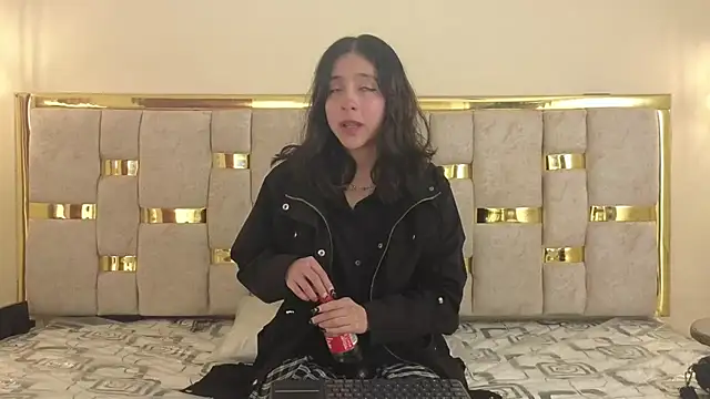 ling ling24 online show from 12-20-25, 03:24