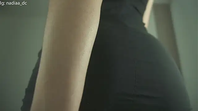 Nadiaa  online show from 11-08-25, 04:45