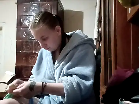 Snapshot of Zvezdnaya_Vedmichka chatting on 12-07-24, 07:21 Zvezdnaya Vedmichka online show from 12-07-24, 07:21