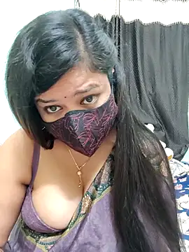 Snapshot of payal_sharma1 chatting on 10-15-25, 12:05 payal sharma1 online show from 10-15-25, 12:05