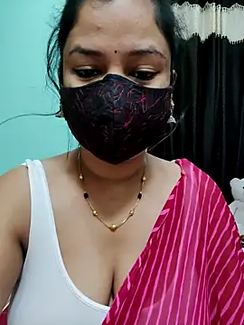 Snapshot of payal_sharma1 chatting on 11-29-25, 04:37 payal sharma1 online show from 11-29-25, 04:37