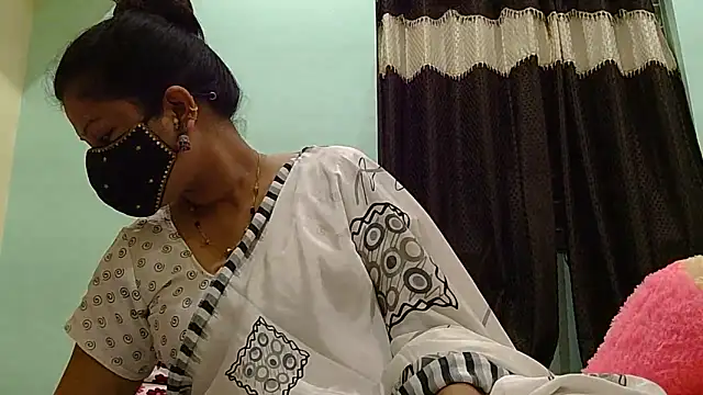 payal sharma1 online show from 05-13-26, 01:08