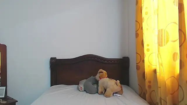 StormiHills online show from 11-16-25, 06:24