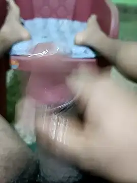 Snapshot of hornycharlie04 chatting on 01-13-25, 01:17 hornycharlie04 online show from 01-13-25, 01:17