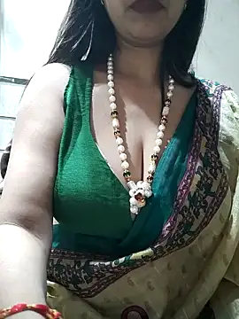 Snapshot of Aradhya-Sharma chatting on 01-08-25, 09:34 Aradhya-Sharma online show from 01-08-25, 09:34