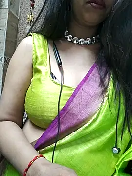 Snapshot of Aradhya-Sharma chatting on 03-07-25, 12:15 Aradhya-Sharma online show from 03-07-25, 12:15