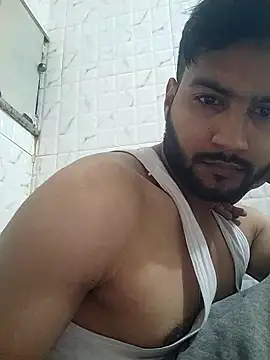 ModestZucchini65 online show from 12-04-25, 08:39