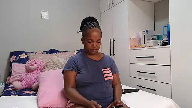 Amberbela online show from 03-25-26, 04:40