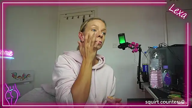 Lexa xoxo online show from 11-11-25, 07:52