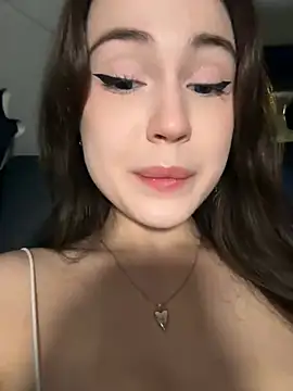 Peachy Dream online show from 12-12-24, 09:48