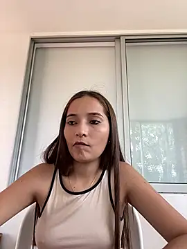 Snapshot of Penelope-Hot chatting on 12-21-24, 03:09 Penelope-Hot online show from 12-21-24, 03:09