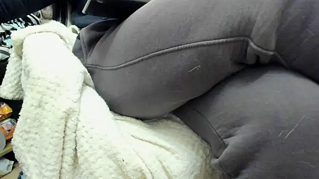 Queen Sport online show from 02-25-26, 05:39