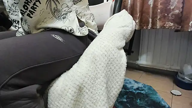 Queen Sport online show from 03-12-26, 04:02