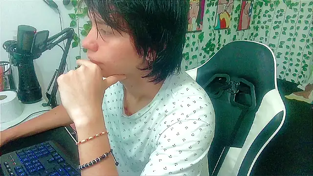 Andy gray online show from 04-15-26, 03:08