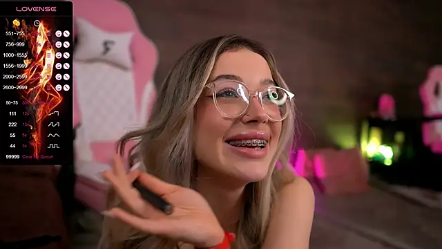 KylieJoyce online show from 02-23-25, 08:33