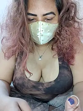 Snapshot of Ruchikalive chatting on 02-16-25, 12:10 Ruchikalive online show from 02-16-25, 12:10