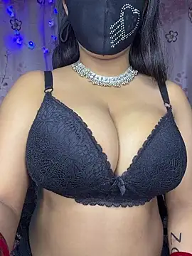 Snapshot of Monabby97 chatting on 02-22-26, 05:00 Monabby97 online show from 02-22-26, 05:00