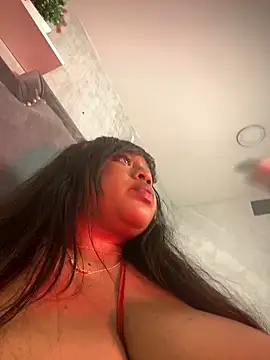 Snapshot of ailynBlaze chatting on 02-17-25, 05:43 ailynBlaze online show from 02-17-25, 05:43
