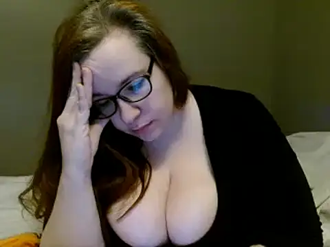 Snapshot of KayleeHollyxxx chatting on 02-12-25, 07:34 KayleeHollyxxx online show from 02-12-25, 07:34