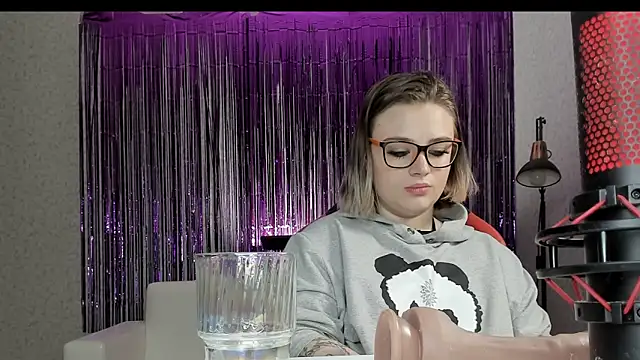 Seductive She Wolf online show from 02-12-25, 05:15