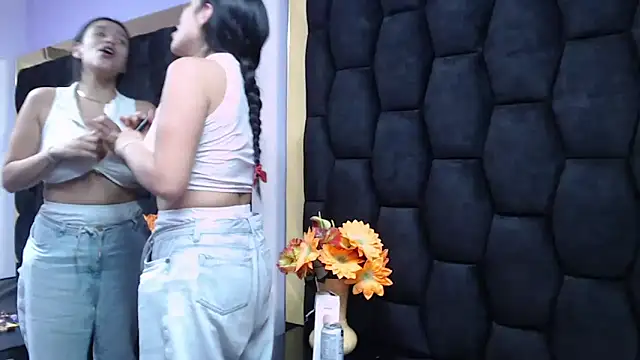 Sarah Hornny online show from 01-10-25, 02:57