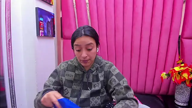 Sarah Hornny online show from 02-15-26, 03:03