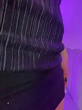 AbyThompson online show from 10-29-25, 01:13