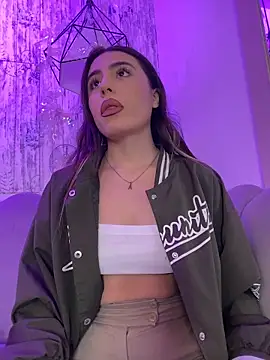 AbyThompson online show from 11-17-25, 02:23